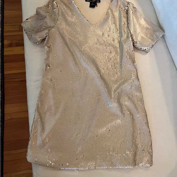 TABARONI CASHMERE Sequined Top, Fully Lined, Made in Italy. - Picture 8 of 9